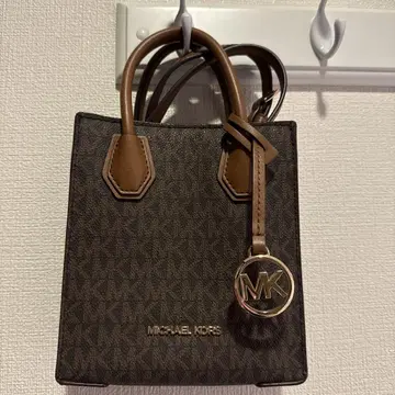 MICHAEL KORS 브라운 토트백