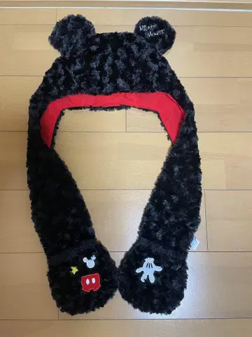 미키마우스 귀 달린 퍼 모자