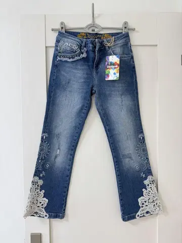 Desigual 새상품 라이트 워시 데님 24