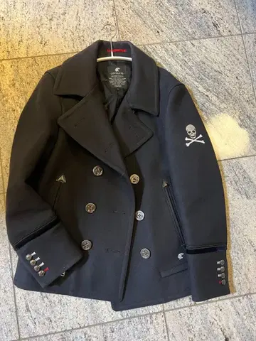 LOVELLESS 블랙 피 코트 M 사이즈