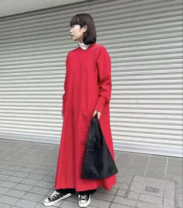 iki 오버마이어 슬릿 롱 원피스