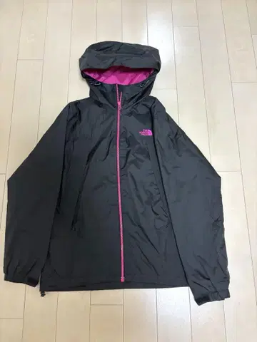 THE NORTH FACE 마운틴 후드티 블랙/핑크