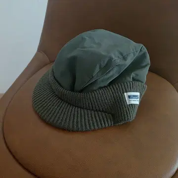 [ 새상품급 ] Radiall 니트 모자 올리브색