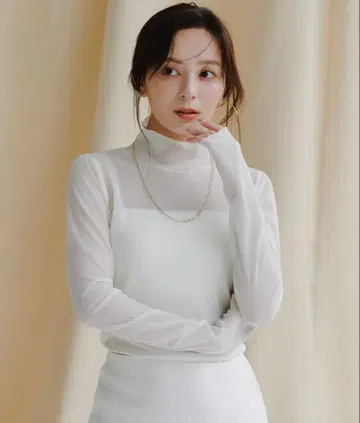 anuans 시어 트리코 컷 상의 아이보리 1