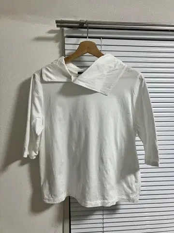 [ mizuiro ind ] 드레이프 칼라 풀오버/화이트