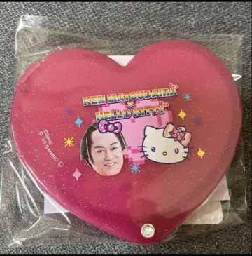 새상품 마츠켄 삼바 x 헬로키티 콜라보 하트 거울