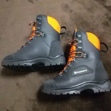 Husqvarna 임업/아웃도어 부츠 블랙/오렌지