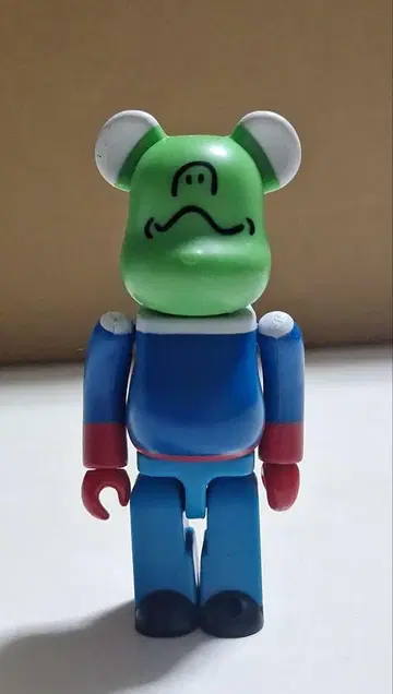 BE@RBRICK 베어브릭 100% 시리즈 16 레어 미우라 준