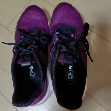PUMA 퍼플 스니커즈 24.5cm