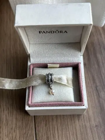 판도라 PANDORA 댕글 참 펄