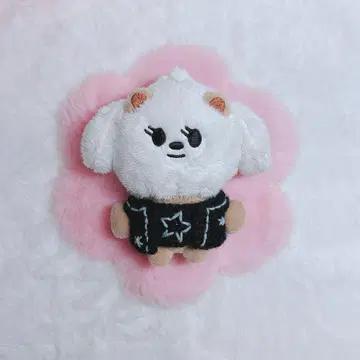 TXT 뿔바투 니트 유니폼&블랙 T셔츠 set.