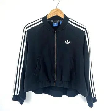 adidas 플레어 트랙 자켓 A라인