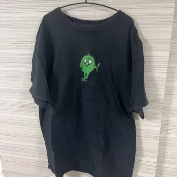 HUF XL 블랙 티셔츠 그린 캐릭터