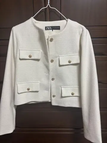 ZARA 플랩 크롭 자켓 에크루 S