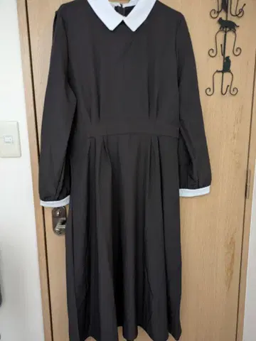 택 포함 새상품 다크 브라운 긴팔 원피스 화이트 옷깃