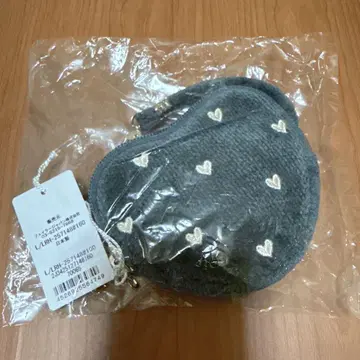 [택 포함 새상품] 러브러리 바이 페이 하트형 파우치 그레이