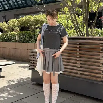 idem 시어 레이어드 반팔 상의 그레이