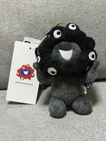 블랙 미야쿠미야쿠 카라비너 키링