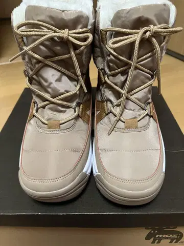 모즈 부츠 베이지 24cm