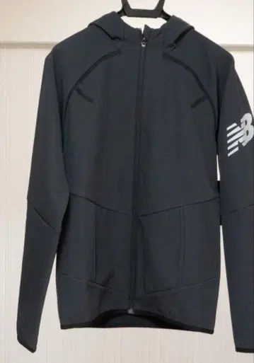 뉴발란스 블랙 집업 후드티 XL