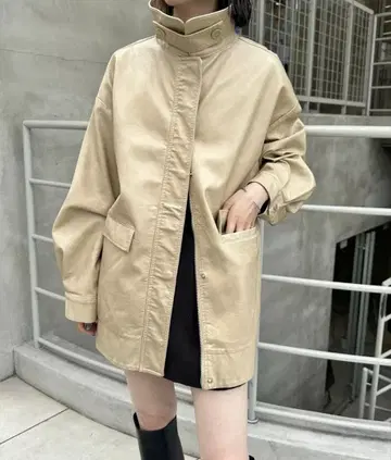 mystic 페이크 레더 자켓(베이지)