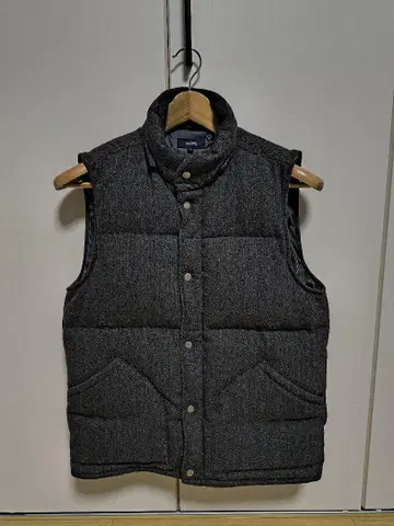 [ 새상품급 ] 쉽스 SHIPS 다운 베스트 WINDSTOPPER