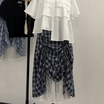 이뎀 레이스 레이어드 드로스트 스커트