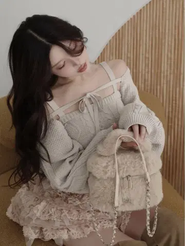 다리치  케이블 숏 니트 앙상블 아이보리