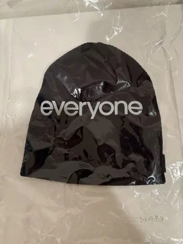 에브리원 everyone 아크릴 비니 (BLACK)