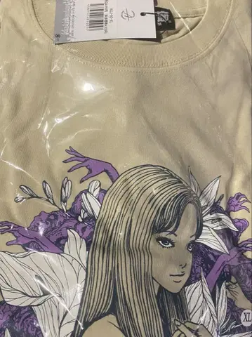 이토 준지 토미에 FLOWER 티셔츠 베이지