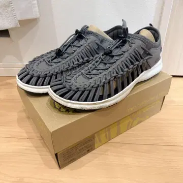 KEEN 남성용 샌들 유니크 오쓰리