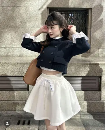 [ 미사용 새상품 ] Bibiy. 미니 스커트 화이트