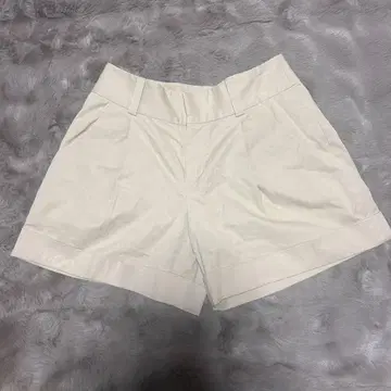 FOXEY 숏팬츠 베이지 40 사이즈 코튼 혼방 일본제
