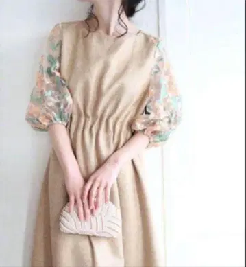 CAWAII FRENCHPAVE 원피스 L~LL 린넨 자수 베이지
