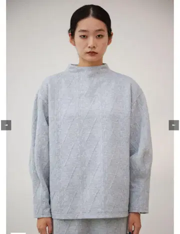 AZUL BY MOUSSY 프클 자카드 보틀넥 상의