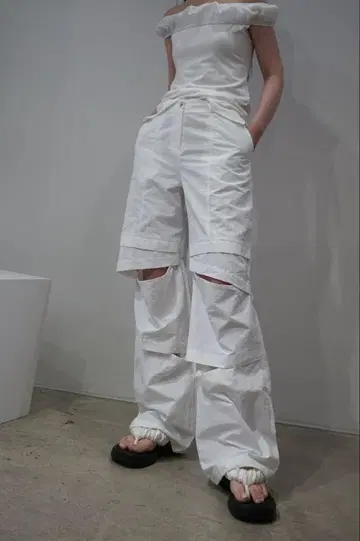 helk 더블 슬릿 팬츠 화이트