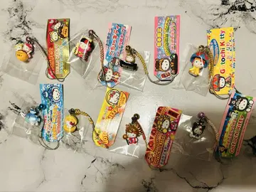 지역 한정 키티 스트랩 8개 세트