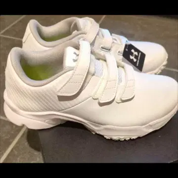 새상품 야구 트레이닝 슈즈 Under Armour 업 22.5cm