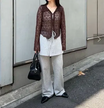 새상품급 카라 레이스 풀오버 M kastane