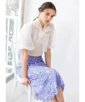 새상품 TOCCA LAVENDER 21SS 2way 시어 탑 니트