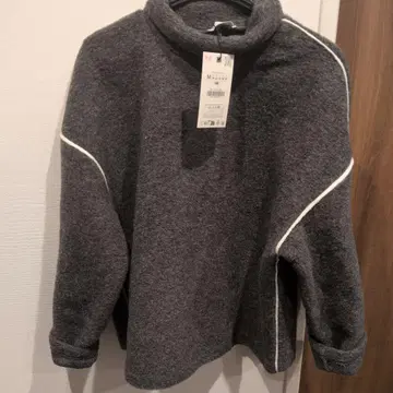 ZARA 그레이 하이넥 스웨터