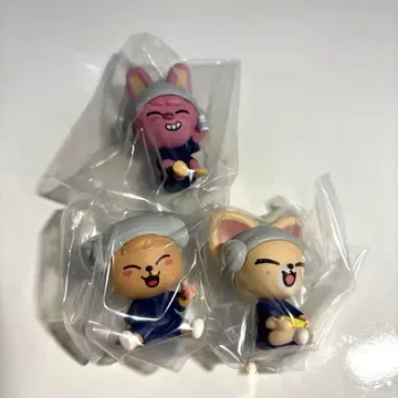 SKZOO 사우나 피규어 3개 세트