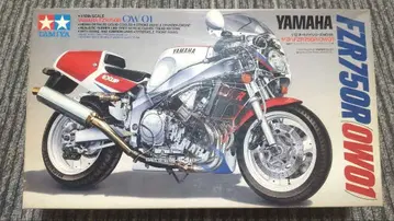 TAMIYA YAMAHA FZR750R OW01 1/12 타미야
