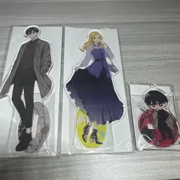밟거나 차거나 사랑하거나 4 유상 혜택 아크릴 스탠드 3개 세트