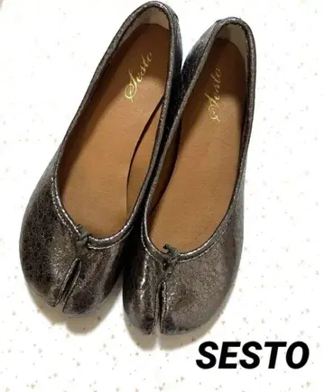 새상품급 [ SESTO 세스트 ] 메탈릭 플랫슈즈 타비 발레 슈즈