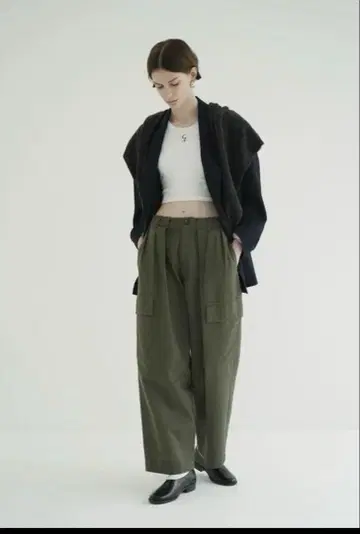 CLANE 와이드 턱 워크 팬츠