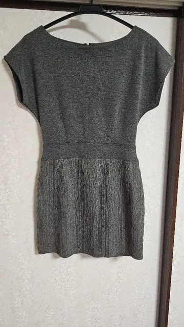Mango Collection 그레이 반팔 미니 원피스
