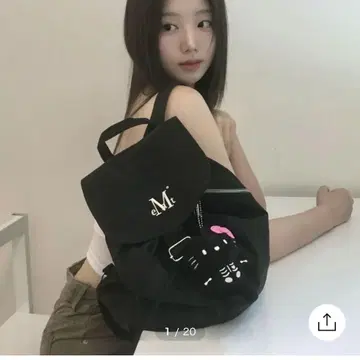 MUCENT Mute 미니 백팩 블랙