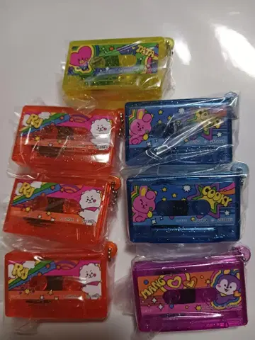 BT21 카세트 테이프 참