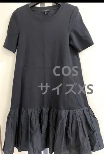COS 블랙 플레어 원피스